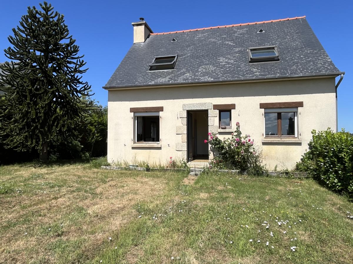 MAISON HÉNON